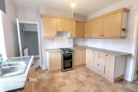 Hednesford Road, Cannock 3 bed detached house for sale