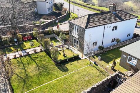 2 bedroom detached house for sale