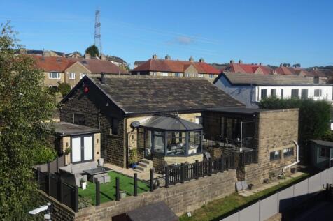 4 bedroom detached bungalow for sale