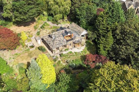 Marldon Road, Northowram HX3 4 bed detached house for sale