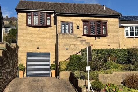 High Meadows, Greetland HX4 4 bed detached house for sale