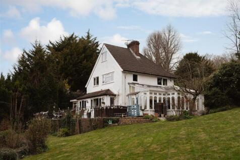 Shepherds Hill, Merstham, Redhill 3 bed detached house for sale