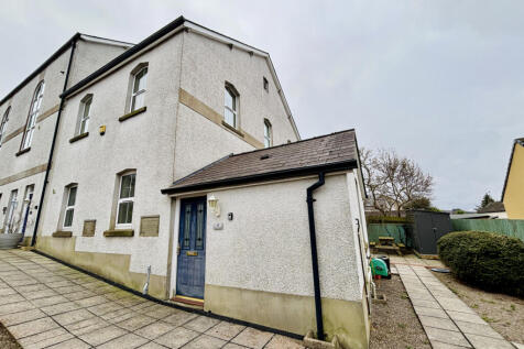 Cosy Treat, Church Road, Cinderford... 2 bed terraced house for sale
