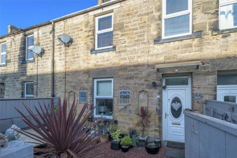 Duke Street, Alnwick, Northumberland... 4 bed terraced house for sale