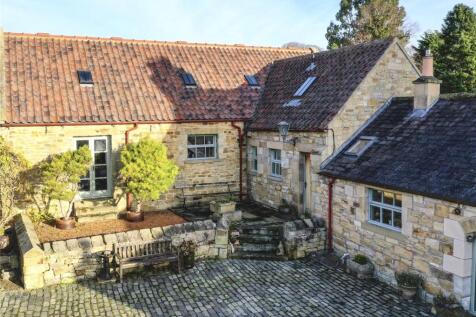 Ulgham Grange Farm Cottages, Ulgham... 4 bed barn conversion for sale