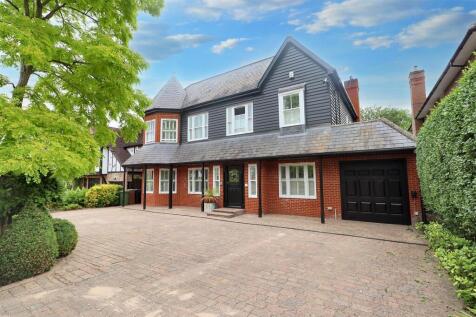 5 bedroom detached house for sale