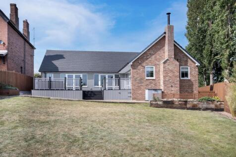 New Orchard Lane, Thurcroft, Rotherham 3 bed detached bungalow for sale