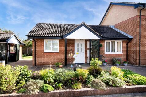 St. Albans Court, Wickersley, Rotherham 2 bed semi