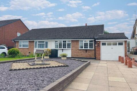 2 bedroom semi-detached bungalow for sale