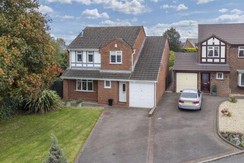 Swanfields, Burntwood, WS7 0BH 4 bed detached house for sale