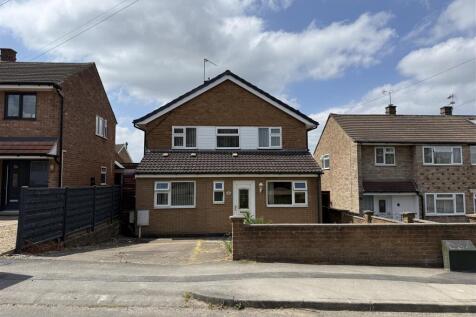 Halcroft Rise, Wigston LE18 4 bed detached house for sale
