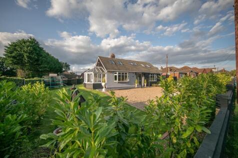 6 bedroom detached house for sale