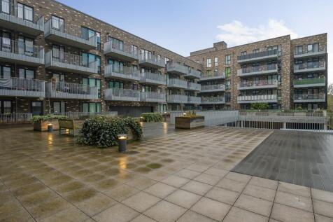 Windsor Road, Slough, SL1 2NE 1 bed apartment for sale