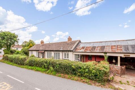 2 bedroom detached bungalow for sale
