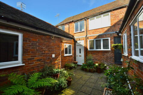 2 bedroom cottage for sale