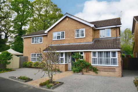 Falkland Road, Evesham, WR11 1XE 5 bed detached house for sale