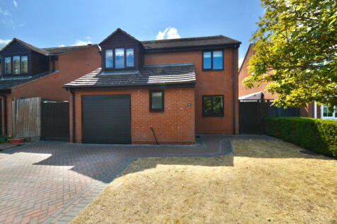 Cherry Close, Offenham, WR11 8SQ 4 bed detached house for sale