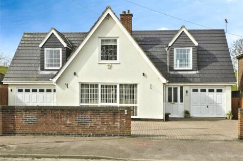 Beatrice Avenue, Felixstowe, Suffolk 3 bed detached house for sale