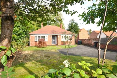High Street, Hatfield, Doncaster 2 bed detached bungalow for sale