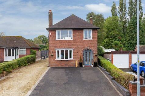 Edinburgh Road, Congleton 3 bed detached house for sale