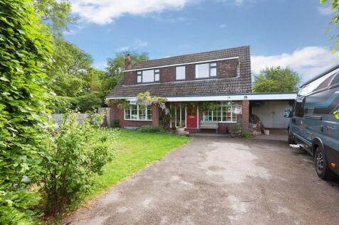 Brooklands Road, West Heath, Congleton 4 bed detached house for sale