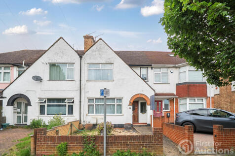 Drayton Gardens, West Drayton 1 bed maisonette for sale