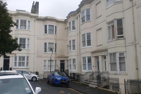 Clarence Square, Brighton, East Sussex 2 bed apartment for sale