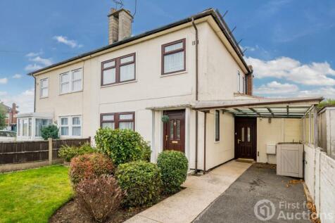 Westfield Lane, Mansfield... 3 bed semi