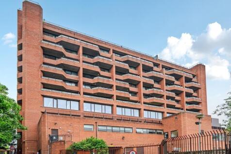 Hampstead,  Swiss Cottage,  NW3 2 bed flat for sale