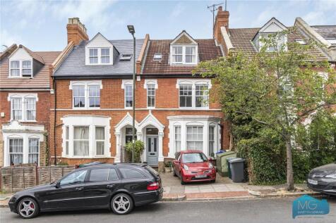 5 bedroom terraced house for sale