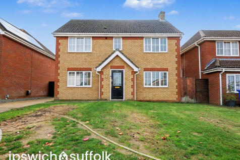 Lotus Close, Ipswich, Suffolk 4 bed detached house for sale