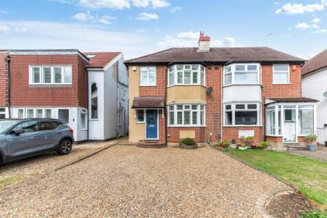 3 bedroom semi-detached house for sale