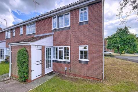 Ebourne Close, Kenilworth 1 bed maisonette for sale
