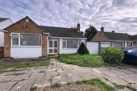 2 bedroom semi-detached bungalow for sale