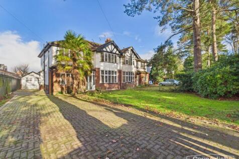 4 bedroom semi-detached house for sale