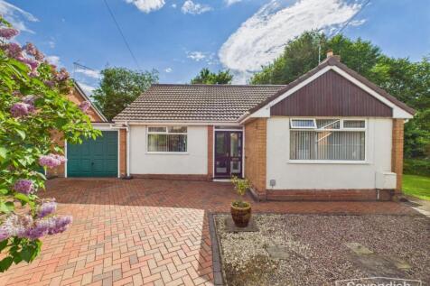 3 bedroom semi-detached bungalow for sale