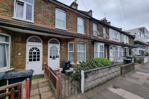 St. Marys Road, Ilford 2 bed house for sale