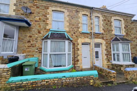 Myrtle Grove, Bideford 3 bed terraced house for sale