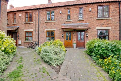 Keldgate Close, Beverley 2 bed terraced house for sale