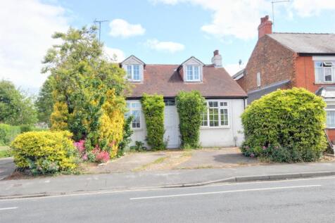 4 bedroom detached bungalow for sale
