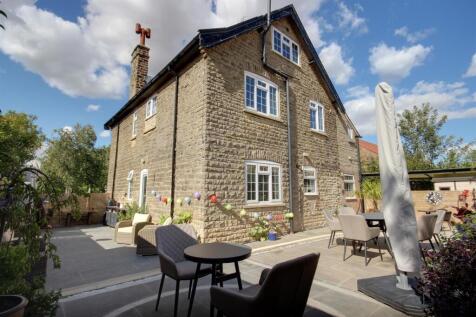 Church Road, Beverley 4 bed detached house for sale
