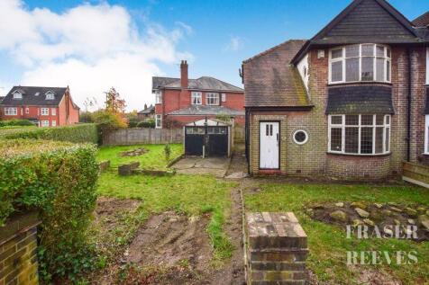 3 bedroom semi-detached house for sale