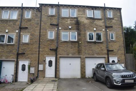 Old Clock Mill Court, Bradford BD13 4 bed townhouse for sale