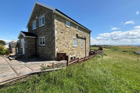 Long Lane, Bradford BD13 4 bed detached house for sale