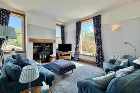 Thornton Road, Bradford BD13 3 bed detached house for sale