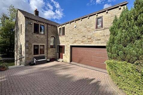 April Gardens, Bradford BD13 5 bed detached house for sale