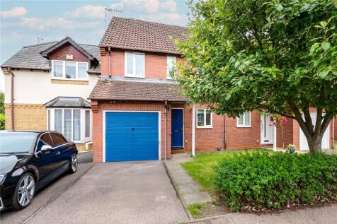 Carvers Croft, Woolmer Green... 3 bed end of terrace house for sale