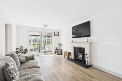 2 bedroom detached bungalow for sale