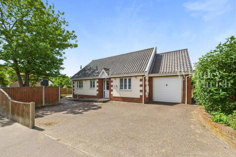 2 bedroom detached bungalow for sale