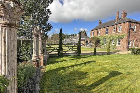 Darlington Road, Elton, TS21 1AD 4 bed detached house for sale
